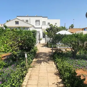 Sikelia Bed & Breakfast